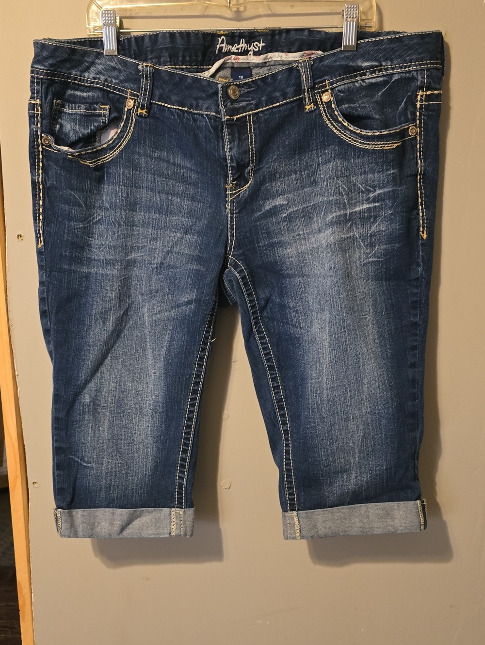Amethyst Jeans Dark Blue Cropped Rolled-Cuff Capris